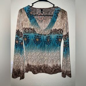 BLOUSE SIZE SMALL IN EXCELLENT CONDITION-NWOT